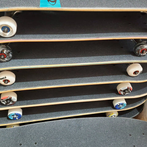 Complete Skateboards  - Affordable, Professional, Reliable at artondeck.com